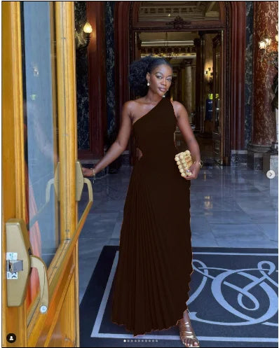 One Shoulder Sleeveless Dress