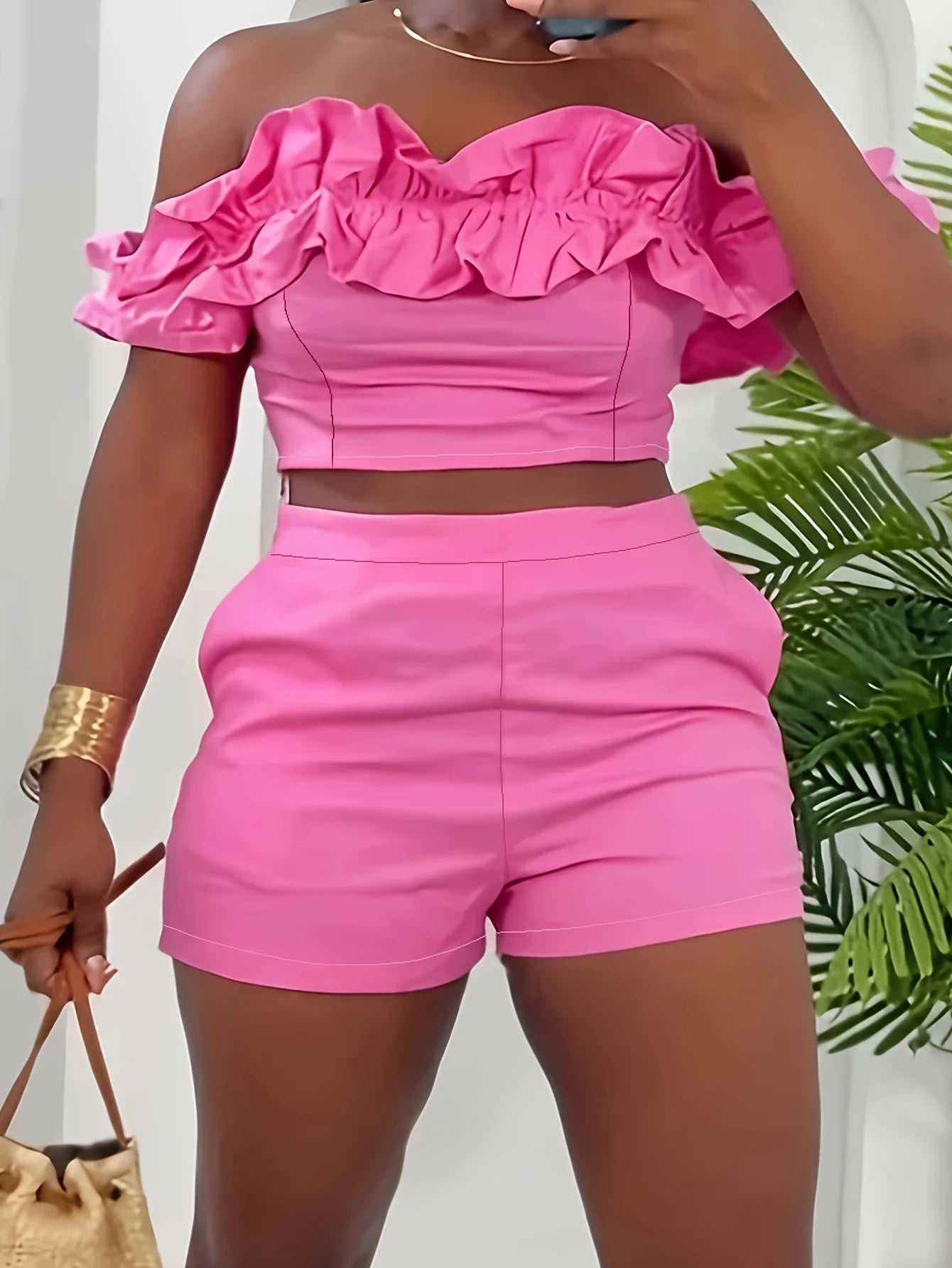 2 Piece Off-Shoulder Ruffled Shorts Set