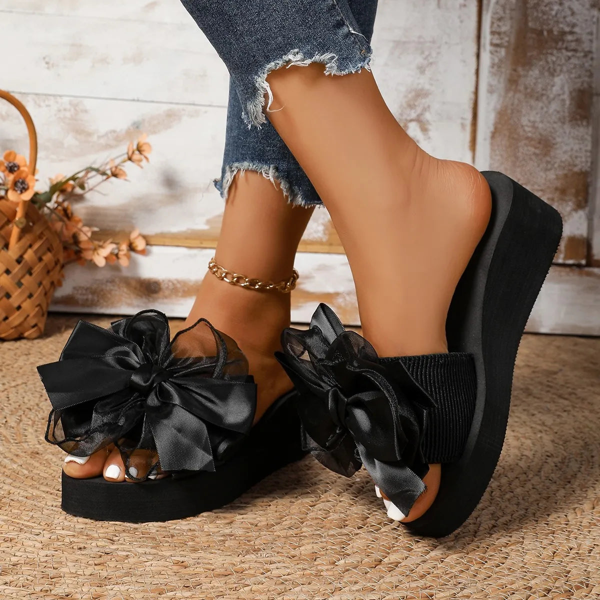 Top Bow Wedge Slippers