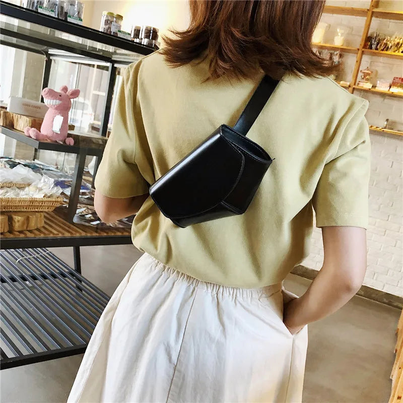 Women's Snake Waist Bag Heart Shaped Belt Bags Brand Designer Fanny Pack PU Leather Crossbody Chest Bag Fashion Small Hip Purse