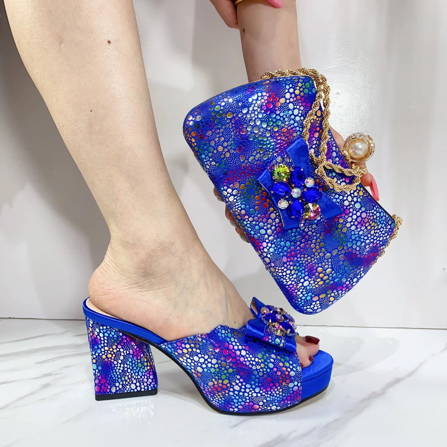 Elegant Platform Heel W/ Bag Set