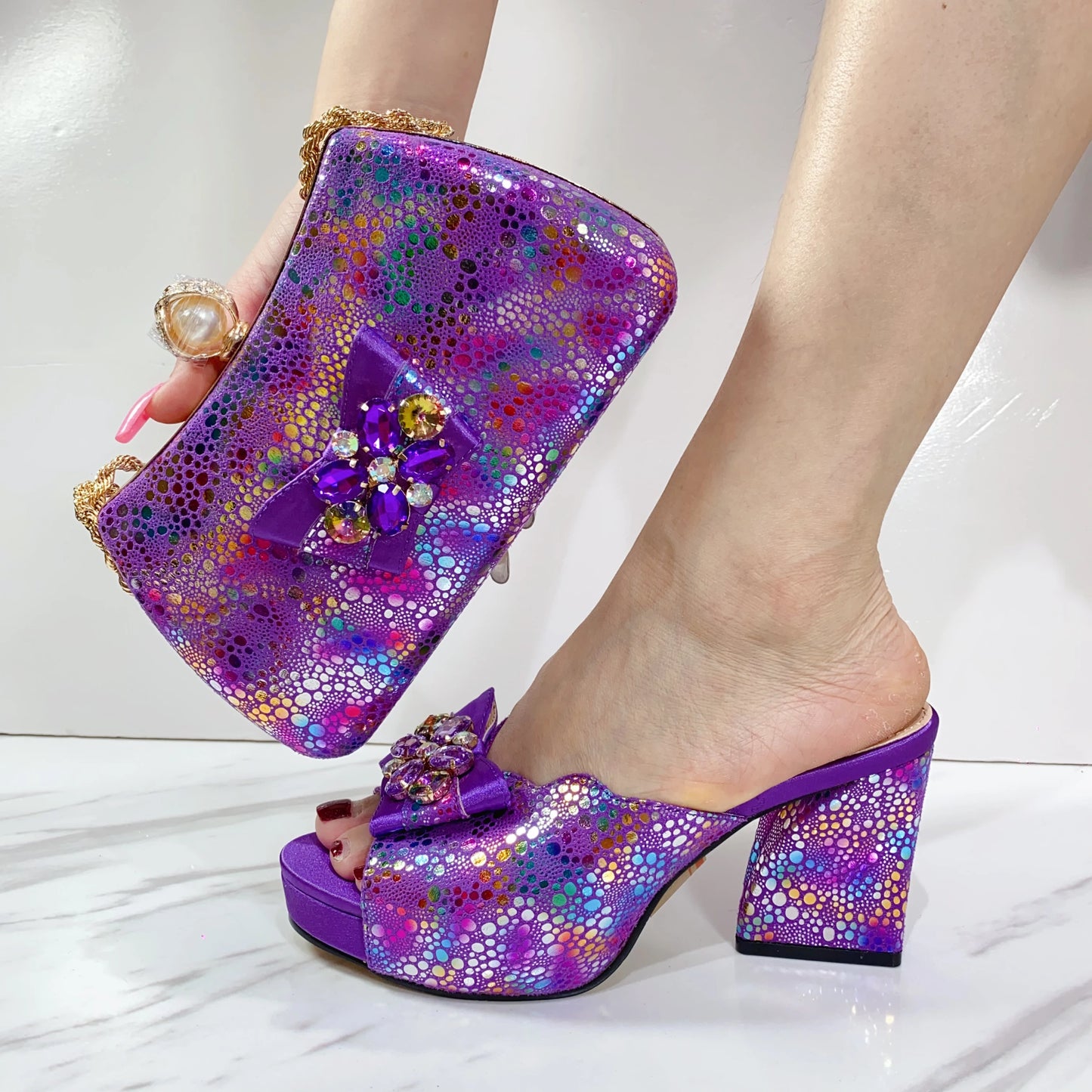 Elegant Platform Heel W/ Bag Set