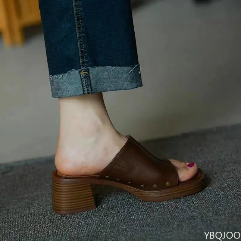 Women High Heels Fashionable versatile Shoes Women leisure comfortable Beach shoes Summer Thick Sole Anti Slip Retro Slippers