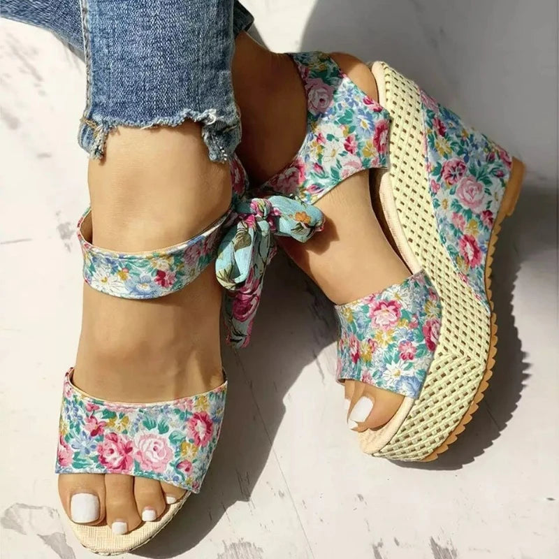 Casual Platform Floral Lace-Up Wedges