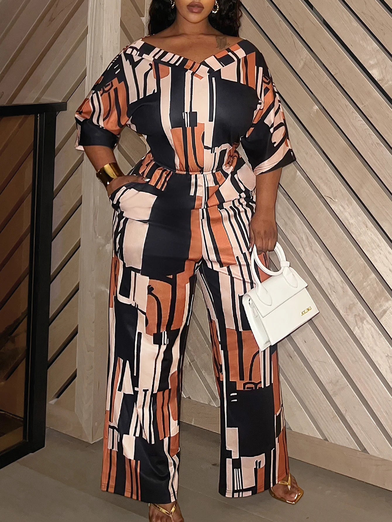 LW Plus Size Jumpsuit Elegant V Neck Mixed Print Jumpsuit with Pockets Comfortable Medium Stretch for Summer and Fall Seasons