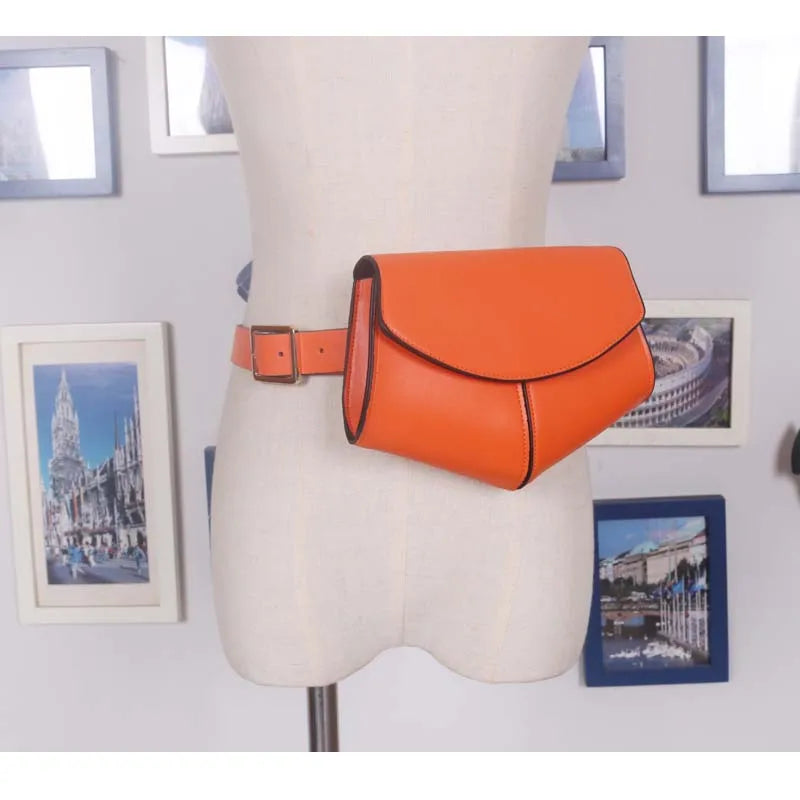 Women's Snake Waist Bag Heart Shaped Belt Bags Brand Designer Fanny Pack PU Leather Crossbody Chest Bag Fashion Small Hip Purse