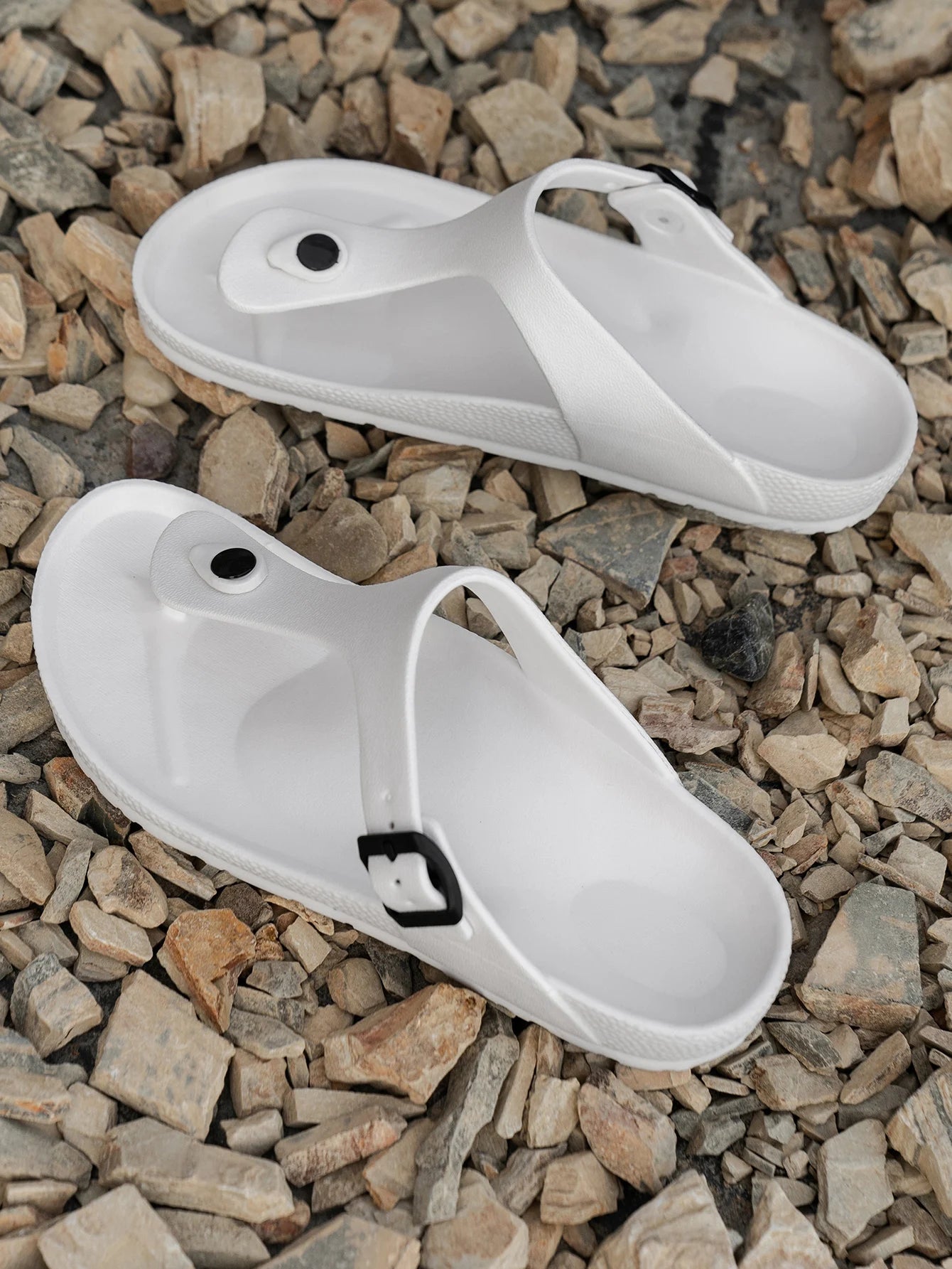 Casual Simple Buckle Flat Sandals